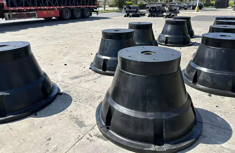 How is the pressure resistance of conical rubber fenders?
